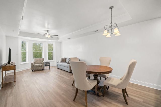 251 MATTIE M KELLY Boulevard Boulevard 302, Destin, FL 32541