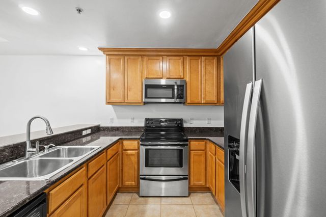 251 MATTIE M KELLY Boulevard Boulevard 302, Destin, FL 32541