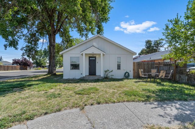 496 NW 9th Street, Prineville, OR 97754
