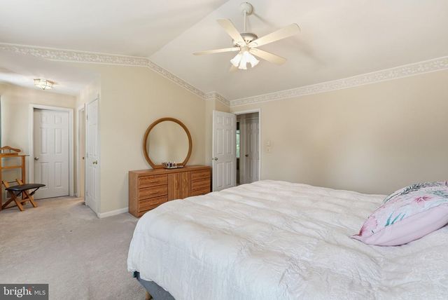 4796 PEARSON DR, Woodbridge, VA 22193