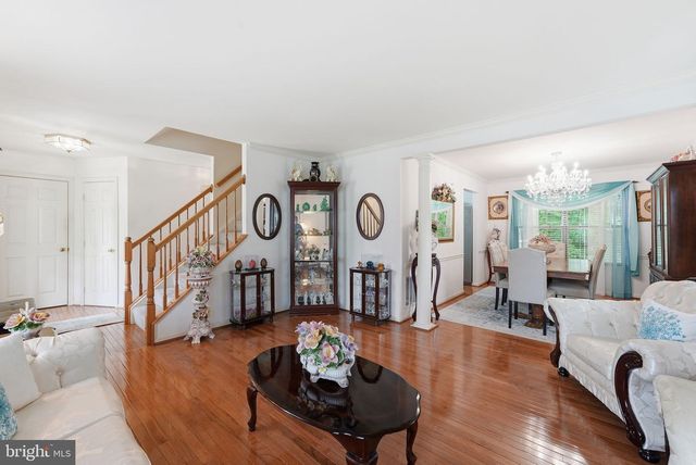 4796 PEARSON DR, Woodbridge, VA 22193