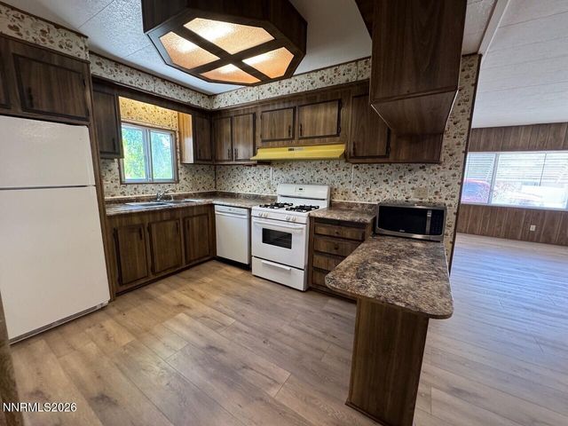 375 Randon Court, Fernley, NV 89408
