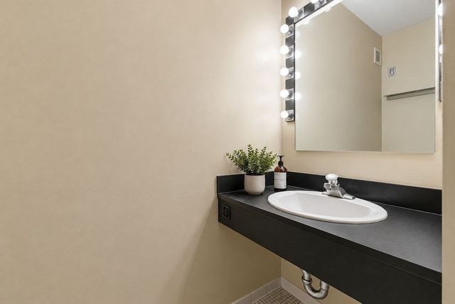 65 E India Row 15C, Boston, MA 02110