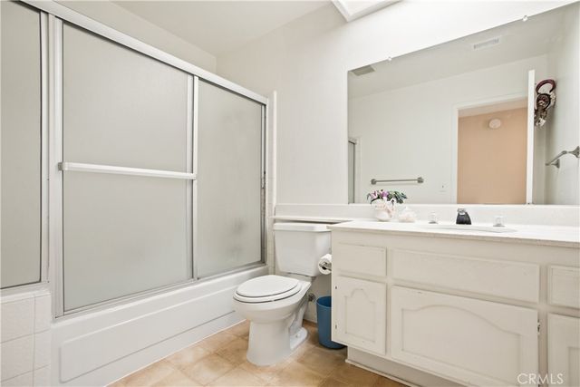 1469 W Lambert, La Habra, CA 90631