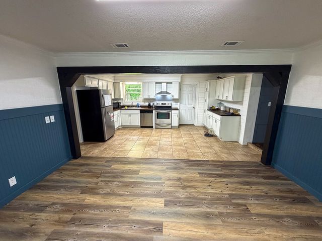 180 S Rex Avenue, Slocomb, AL 36375