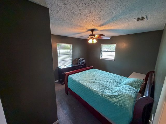 180 S Rex Avenue, Slocomb, AL 36375