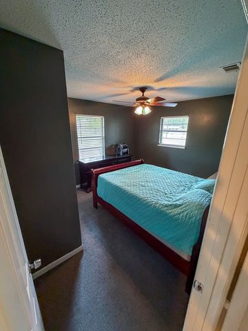 180 S Rex Avenue, Slocomb, AL 36375