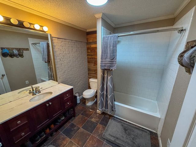 180 S Rex Avenue, Slocomb, AL 36375