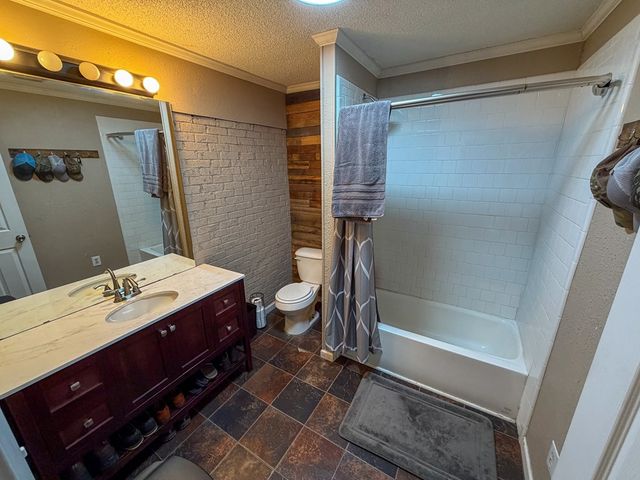 180 S Rex Avenue, Slocomb, AL 36375