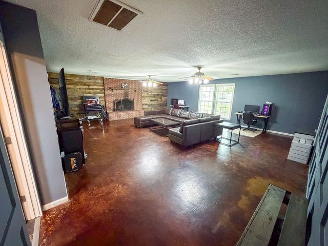 180 S Rex Avenue, Slocomb, AL 36375