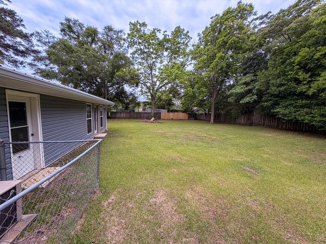 180 S Rex Avenue, Slocomb, AL 36375