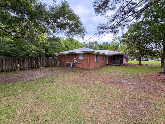 180 S Rex Avenue, Slocomb, AL 36375