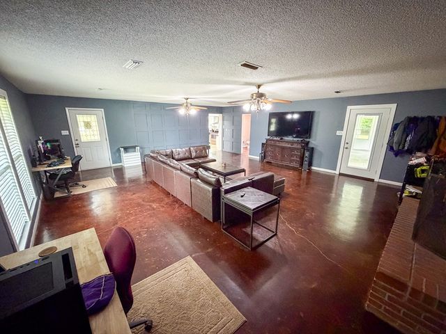 180 S Rex Avenue, Slocomb, AL 36375