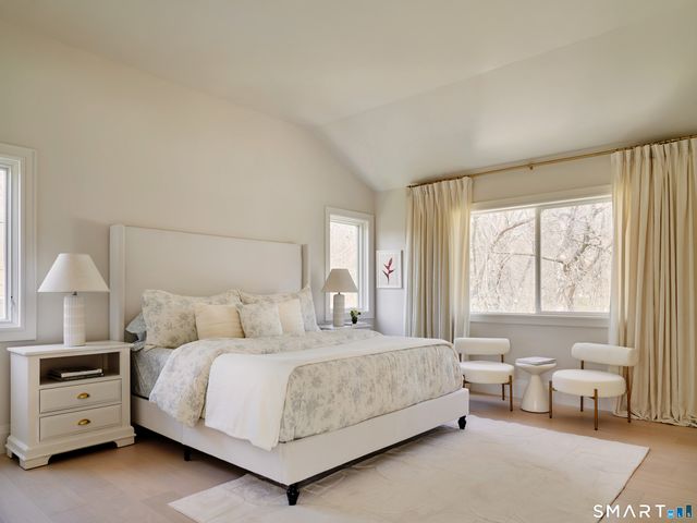 37 Mary Lane, Greenwich, CT 06878