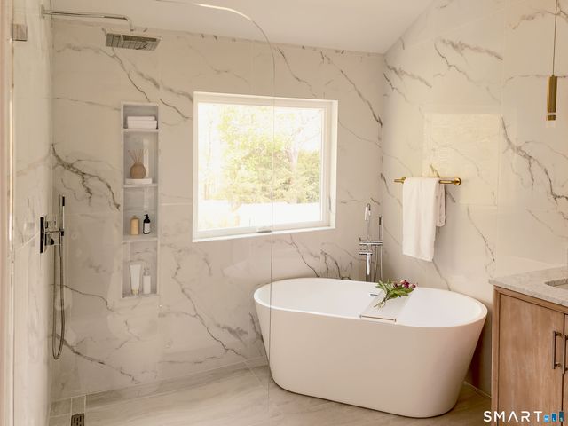 37 Mary Lane, Greenwich, CT 06878