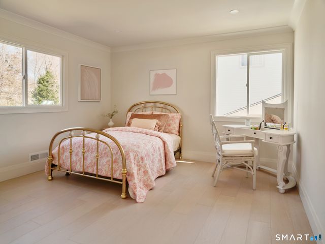 37 Mary Lane, Greenwich, CT 06878