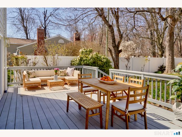 37 Mary Lane, Greenwich, CT 06878