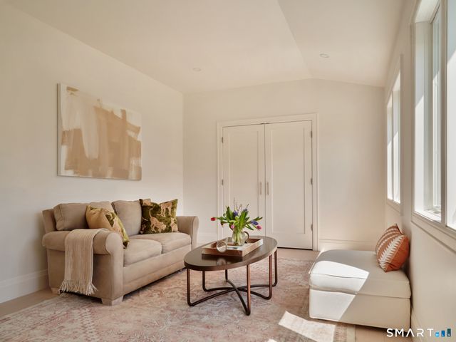 37 Mary Lane, Greenwich, CT 06878