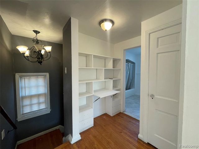 10731 Roxbury Street, Detroit, MI 48224