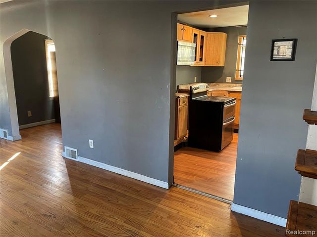 10731 Roxbury Street, Detroit, MI 48224