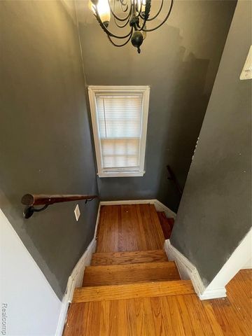 10731 Roxbury Street, Detroit, MI 48224