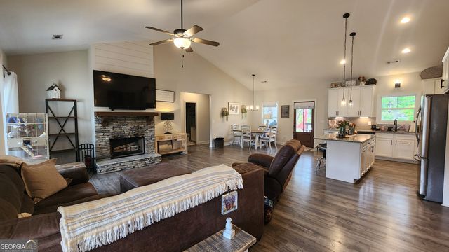 114 Presley Farm Parkway, Rockmart, GA 30153