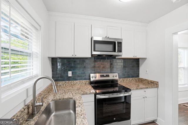 2719 Blount Street, East Point, GA 30344