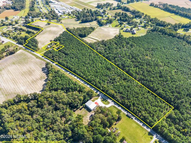 29ac New Bern Highway, Maysville, NC 28555