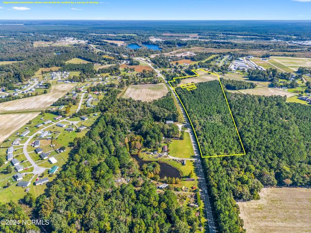 29ac New Bern Highway, Maysville, NC 28555