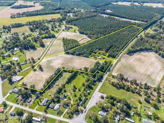 29ac New Bern Highway, Maysville, NC 28555