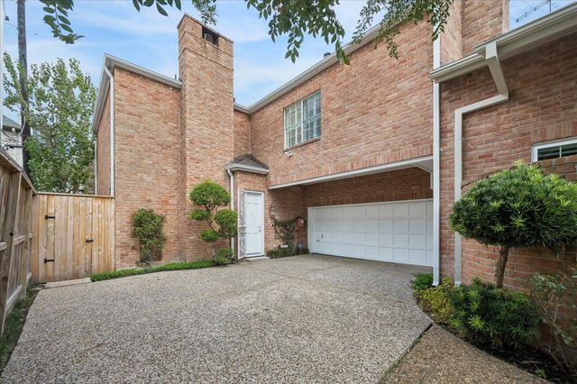 1422 Nantucket Drive C, Houston, TX 77057