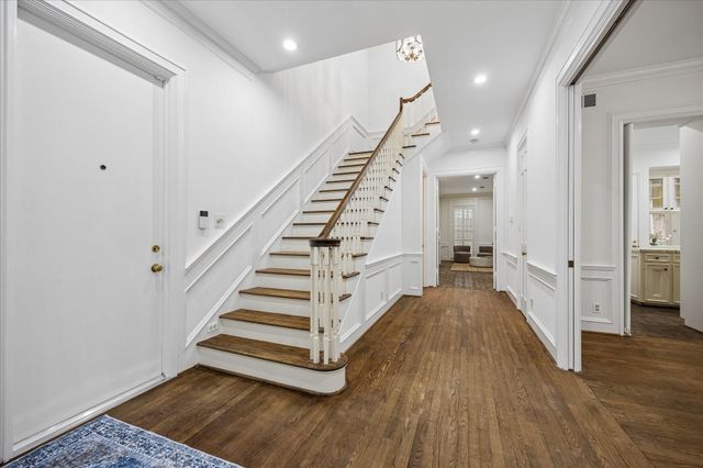 1422 Nantucket Drive C, Houston, TX 77057