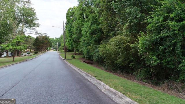 2243 Timber Lane, Snellville, GA 30078