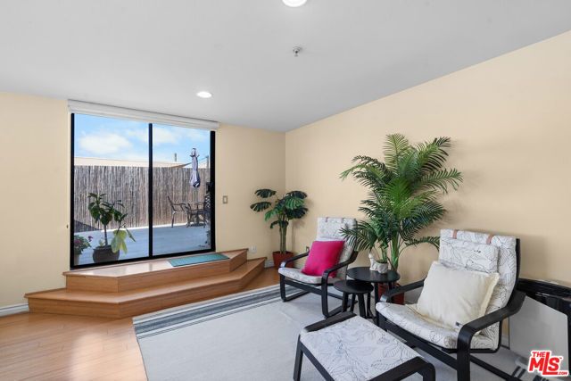 625 S Berendo Street 609, Los Angeles, CA 90005