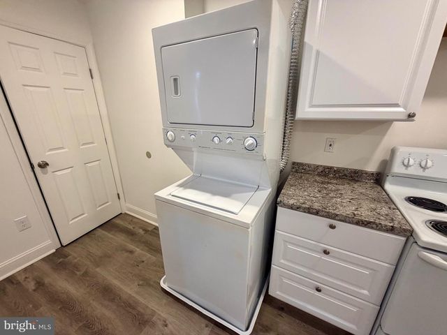 1527 RIGGS AVE, Baltimore, MD 21217