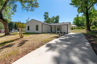 2 Cadbury Lane, Piedmont, SC 29673