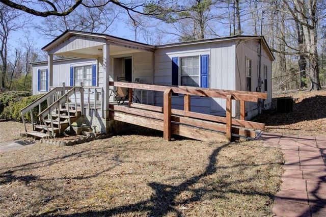 3825 N Goddard Road N, Lithonia, GA 30038
