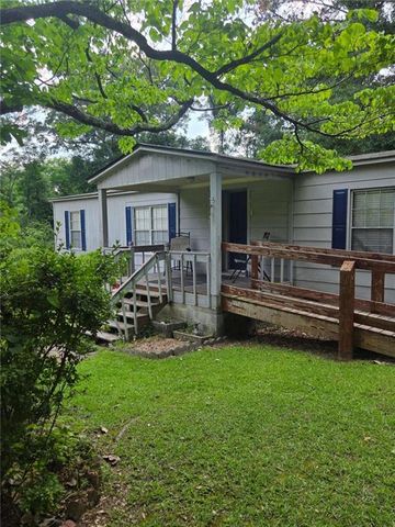 3825 N Goddard Road N, Lithonia, GA 30038