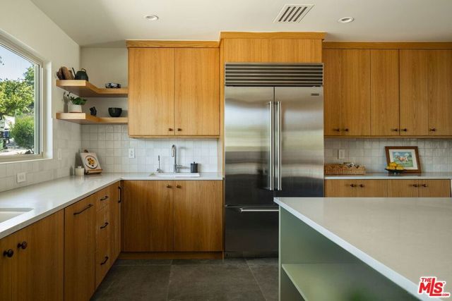 23811 Berdon Street, Woodland Hills, CA 91367