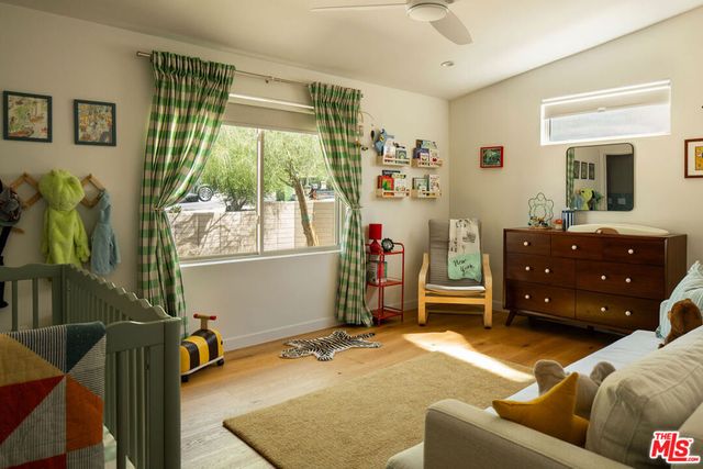 23811 Berdon Street, Woodland Hills, CA 91367