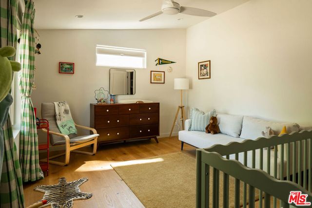 23811 Berdon Street, Woodland Hills, CA 91367