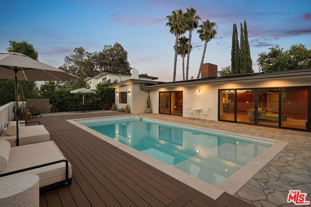 23811 Berdon Street, Woodland Hills, CA 91367