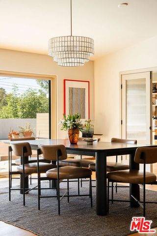 23811 Berdon Street, Woodland Hills, CA 91367