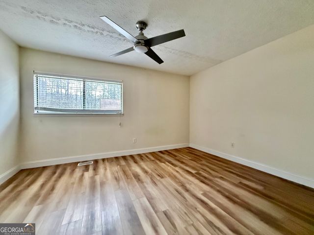 30 Country Place Court, Alpharetta, GA 30005