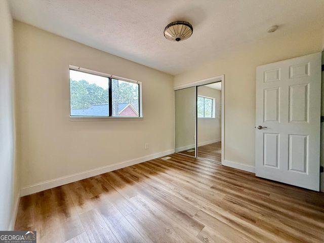 30 Country Place Court, Alpharetta, GA 30005