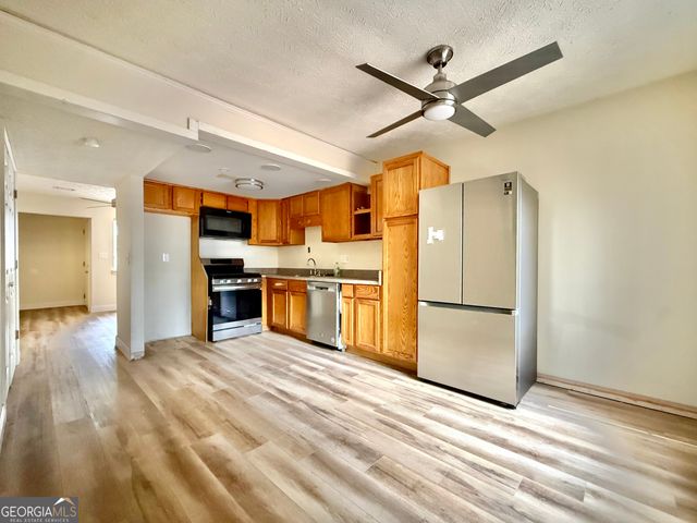 30 Country Place Court, Alpharetta, GA 30005