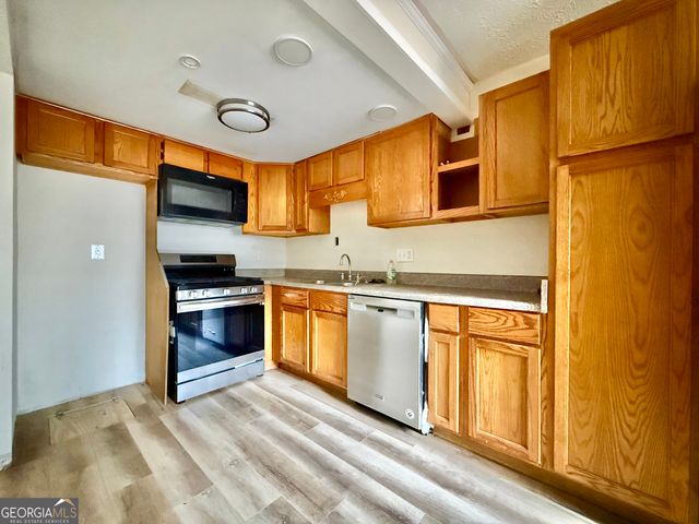 30 Country Place Court, Alpharetta, GA 30005