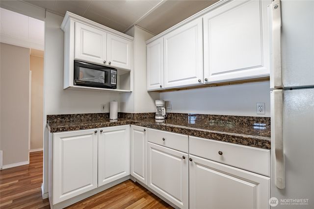 6887 Holeman Avenue, Blaine, WA 98230