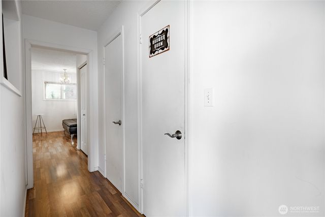 6887 Holeman Avenue, Blaine, WA 98230