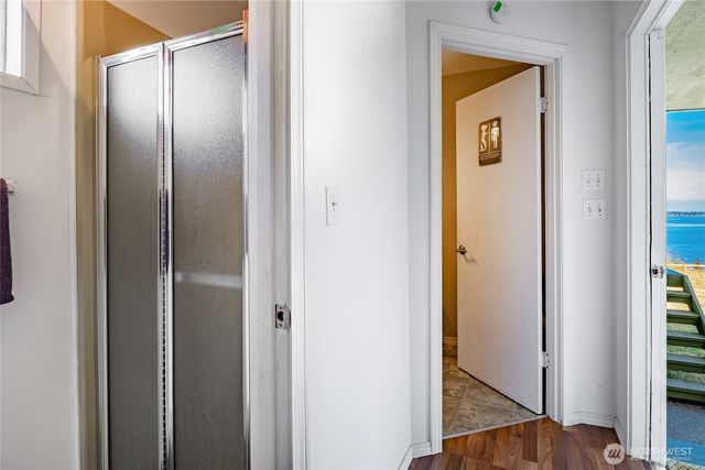 6887 Holeman Avenue, Blaine, WA 98230